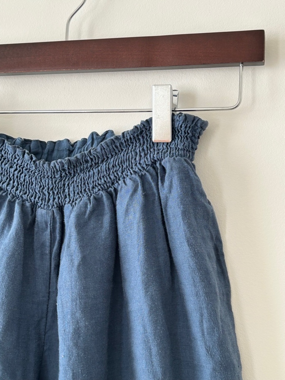 Johnny Was 100% Linen Blue Embroidered Wide Leg Side Slit Pants - Picture 5 of 16
